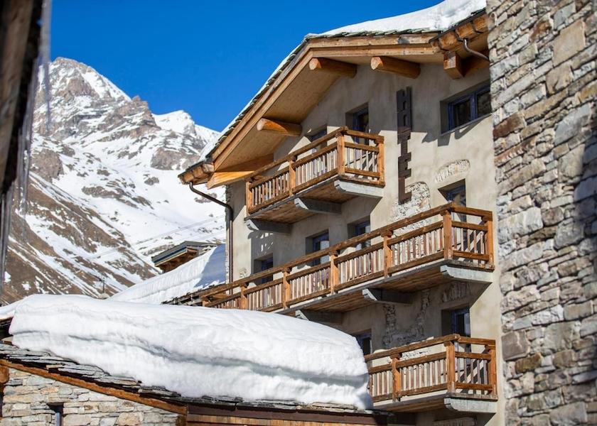 Auvergne-Rhone-Alpes Val-d'Isere Exterior Detail