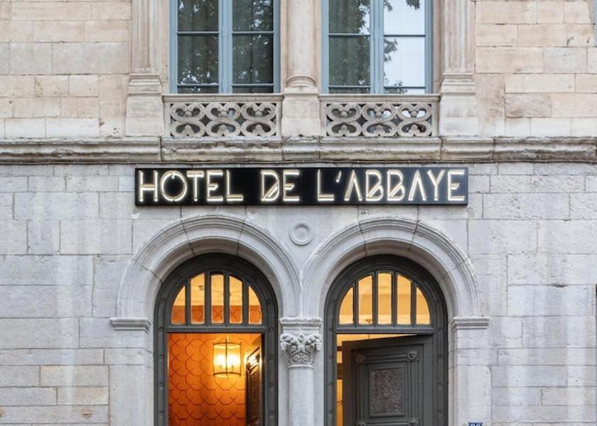 Auvergne-Rhone-Alpes Lyon Exterior Detail