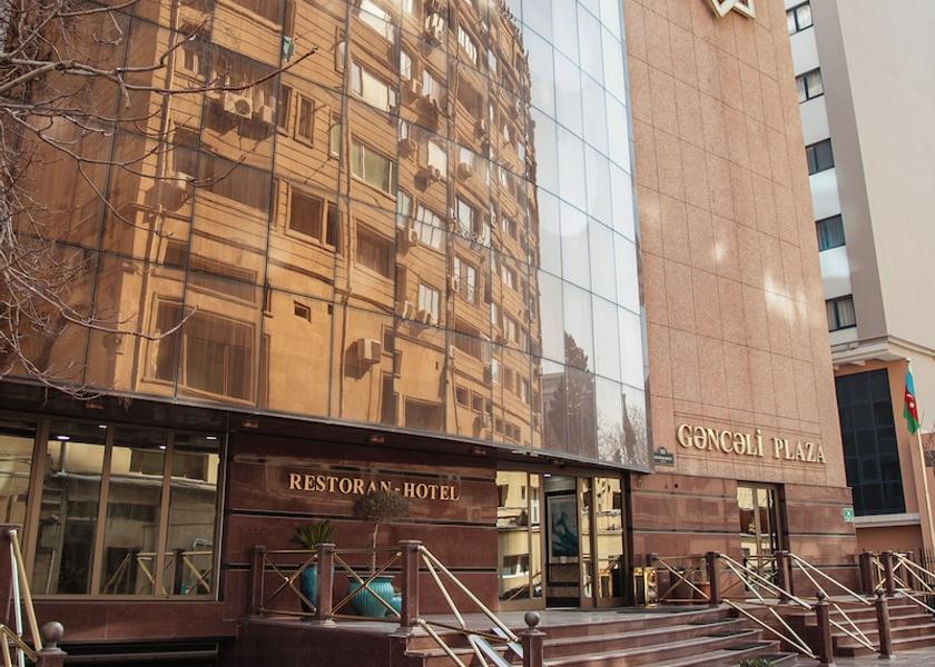  Baku Front of property