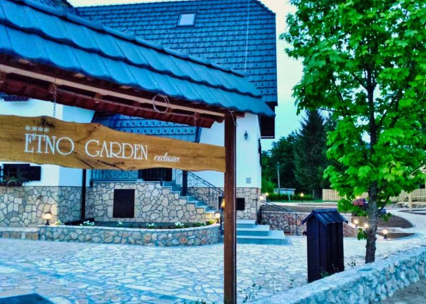 Lika-Senj Plitvicka Jezera Facade