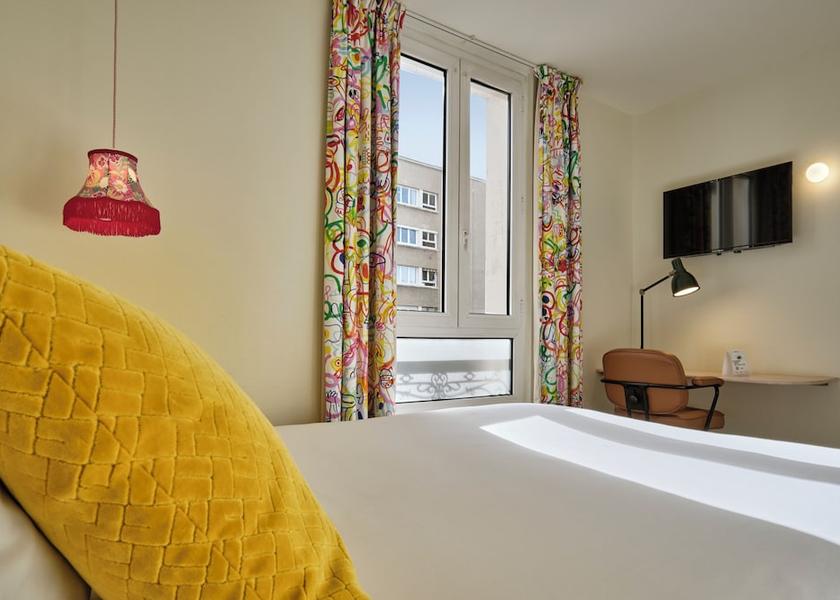Pays de la Loire Le Mans Room