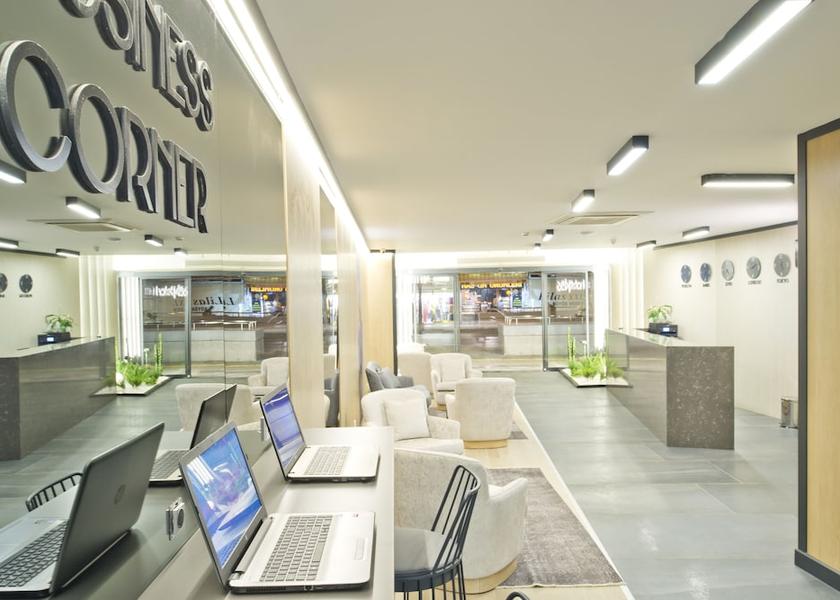 Izmir Izmir Lobby