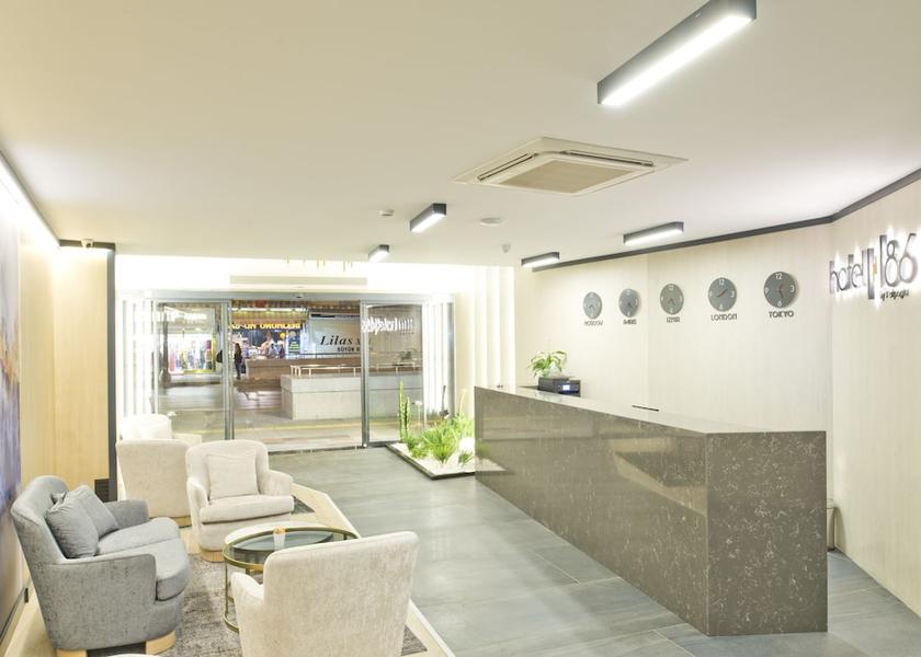 Izmir Izmir Lobby