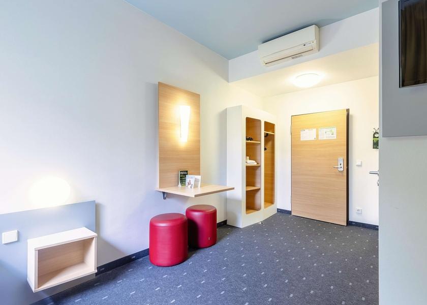Saxony Dresden Room