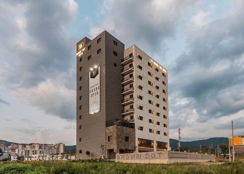  Ulsan Facade