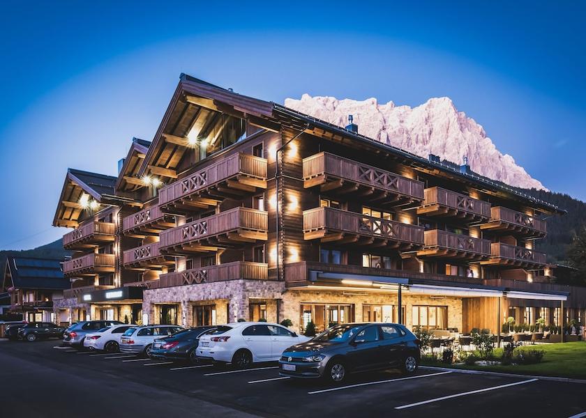 Tyrol Ehrwald Exterior Detail