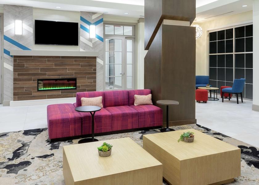 Minnesota Waite Park Lobby