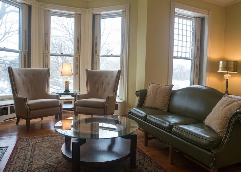 Georgia Albany Living Area