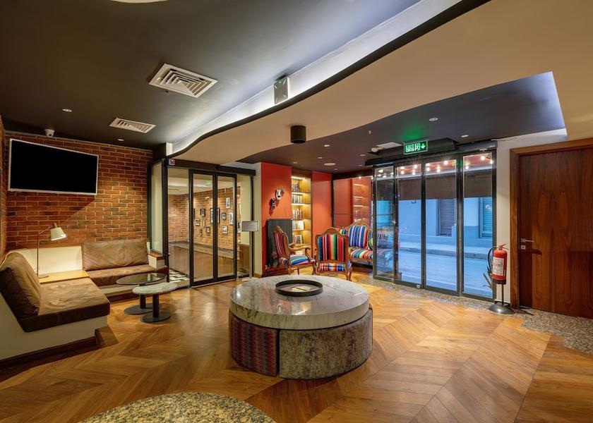 Izmir Izmir Lobby