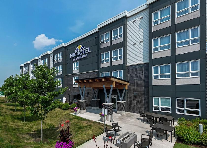 Ontario Ottawa Exterior