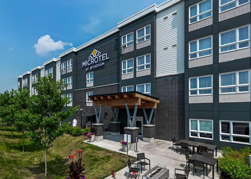 Ontario Ottawa Exterior