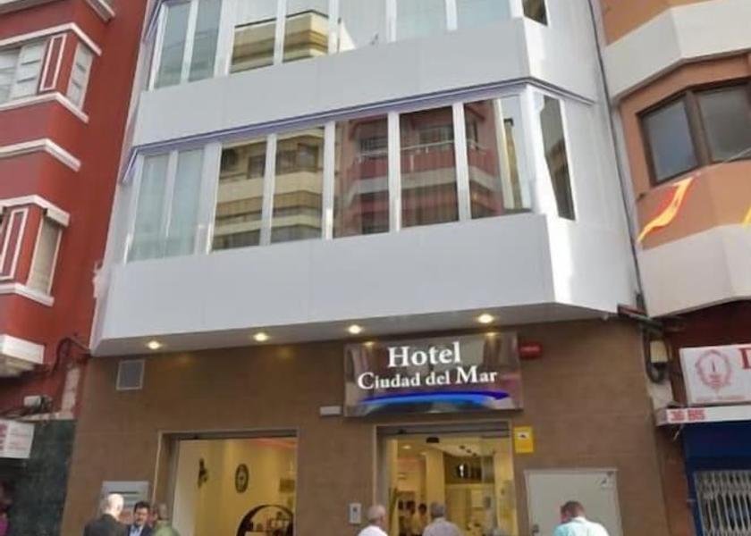 Canary Islands Las Palmas de Gran Canaria Front of property