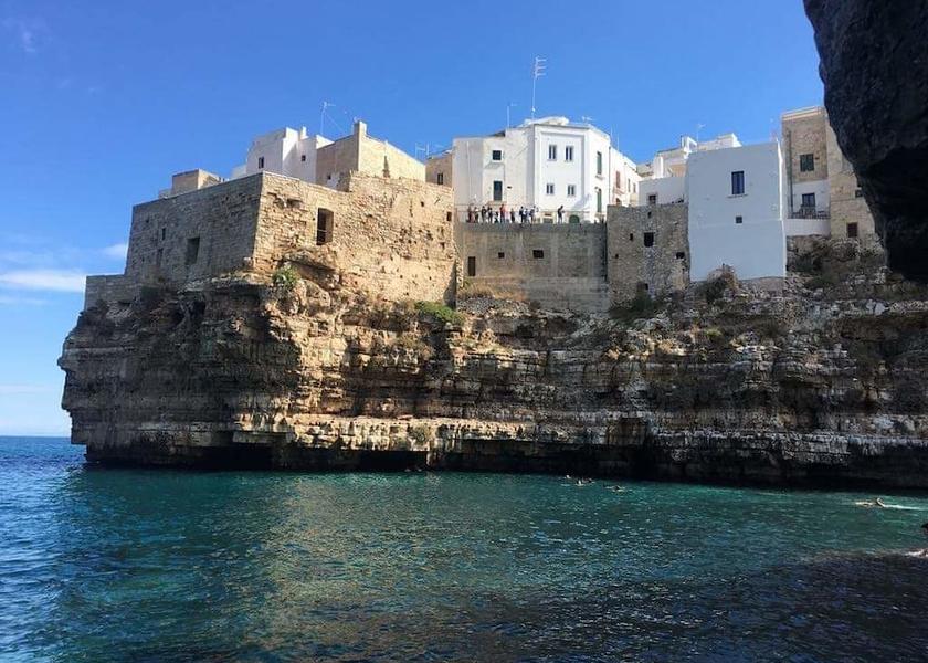 Puglia Polignano a Mare Front of property