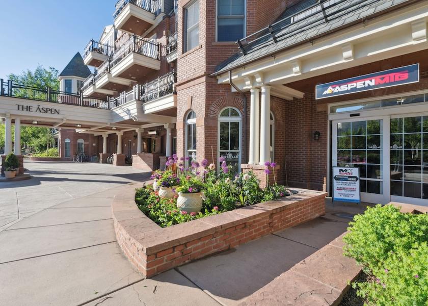 Colorado Aspen Snow and Ski Sports