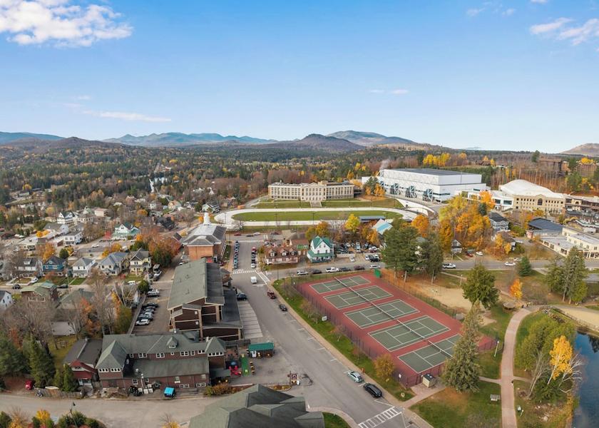 New York Lake Placid Exterior Detail