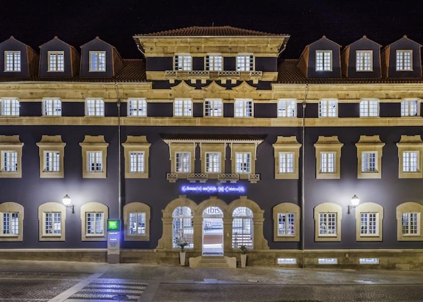 Vila Real Chaves Exterior Detail