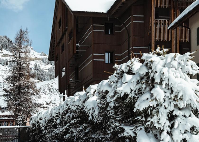 Uri Andermatt Exterior Detail