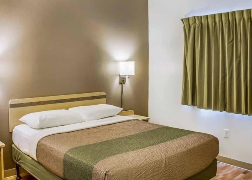 Indiana Fishers Room