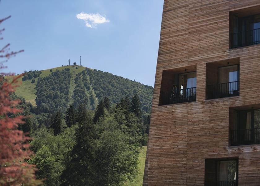  Borjomi Facade