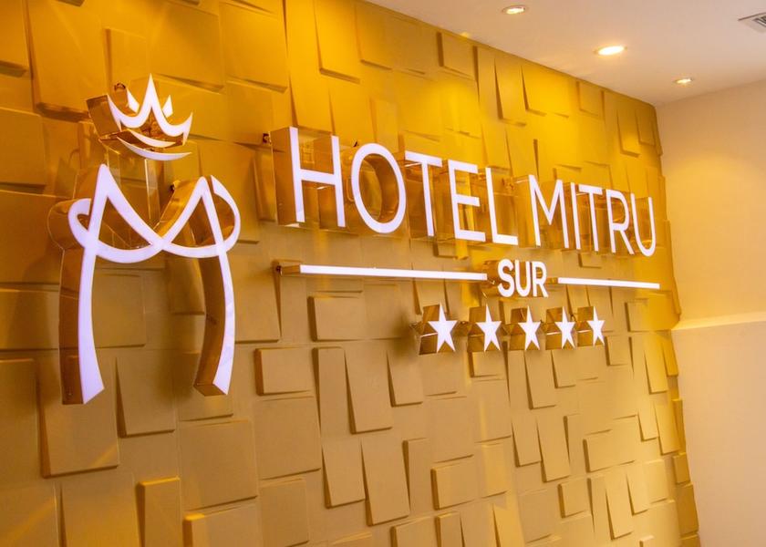 La Paz La Paz Exterior Detail