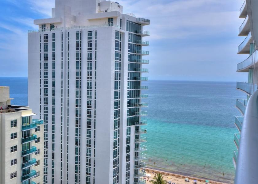 Florida Hollywood Terrace