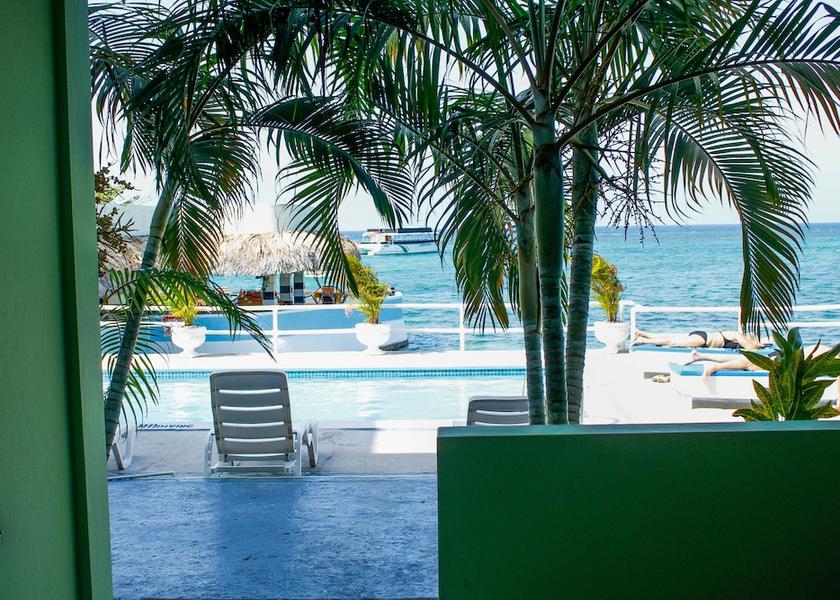 Saint James Ocho Rios Porch