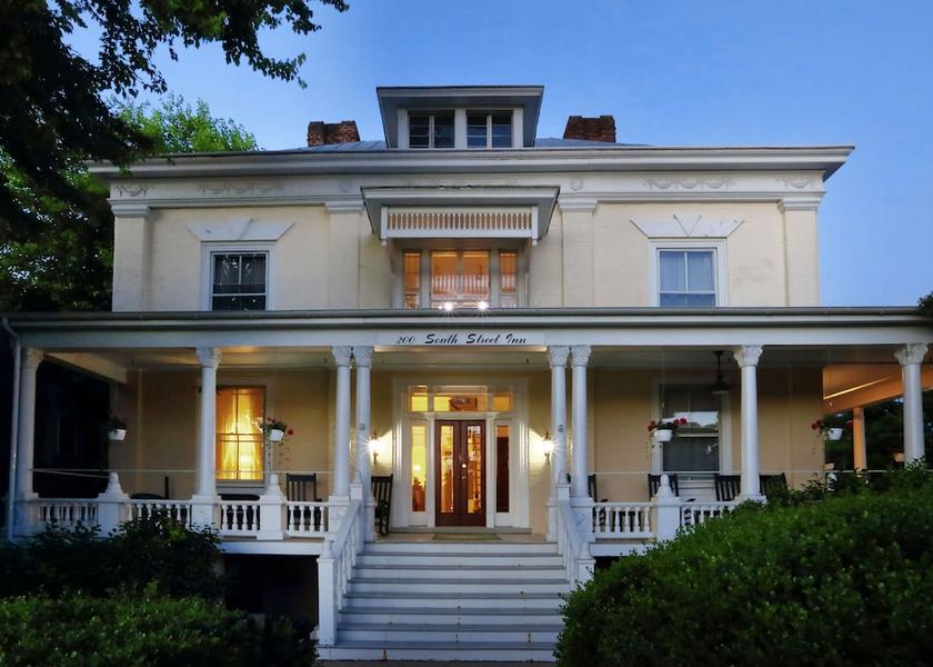 Virginia Charlottesville Porch