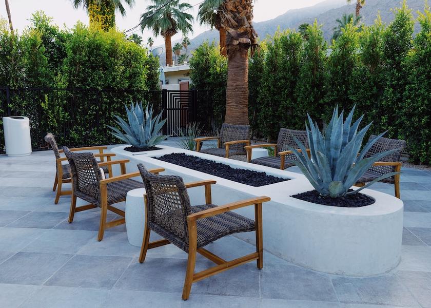 California Palm Springs Pool