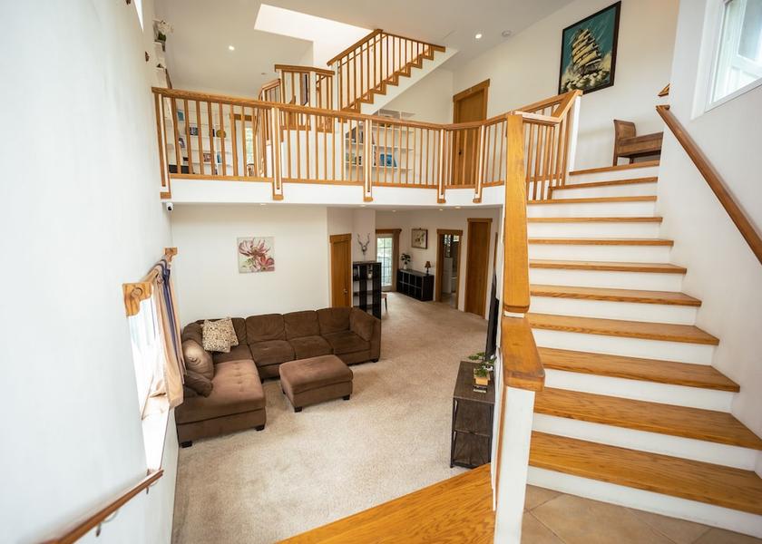 Hawaii Hilo Interior Entrance