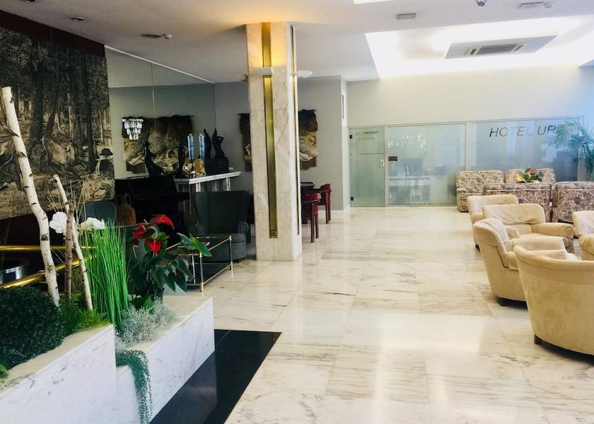 Catalonia Sabadell Lobby sitting area