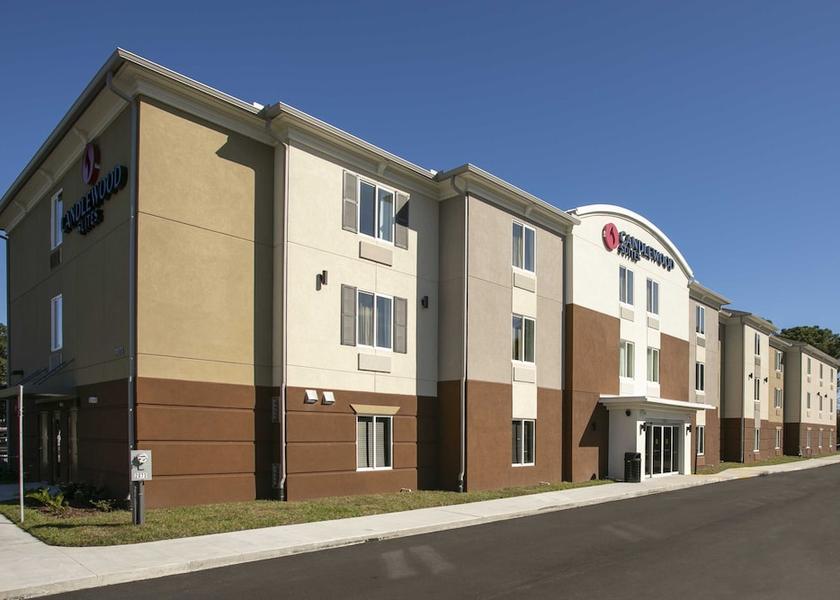 Florida Atlantic Beach Exterior Detail