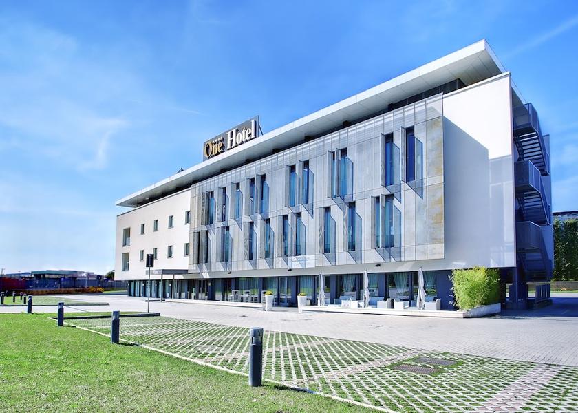 Lombardy Dalmine Garden