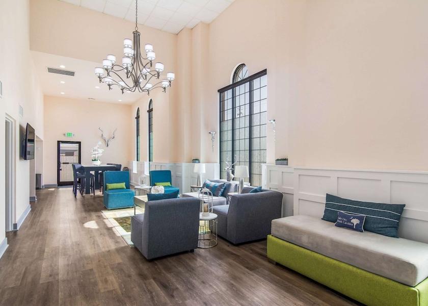 South Carolina Lake City Lobby