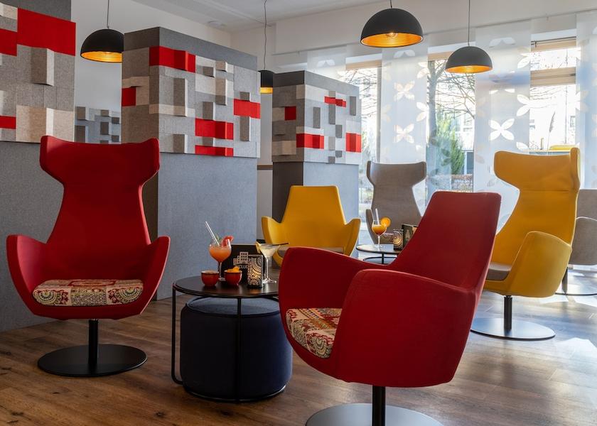 Bavaria Regensburg Lobby lounge