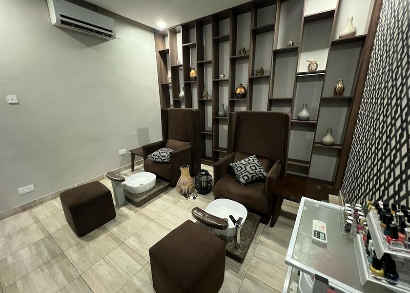 Southern Region Blantyre Nail salon