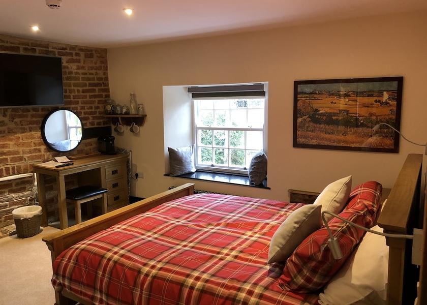 England Newport Pagnell Room