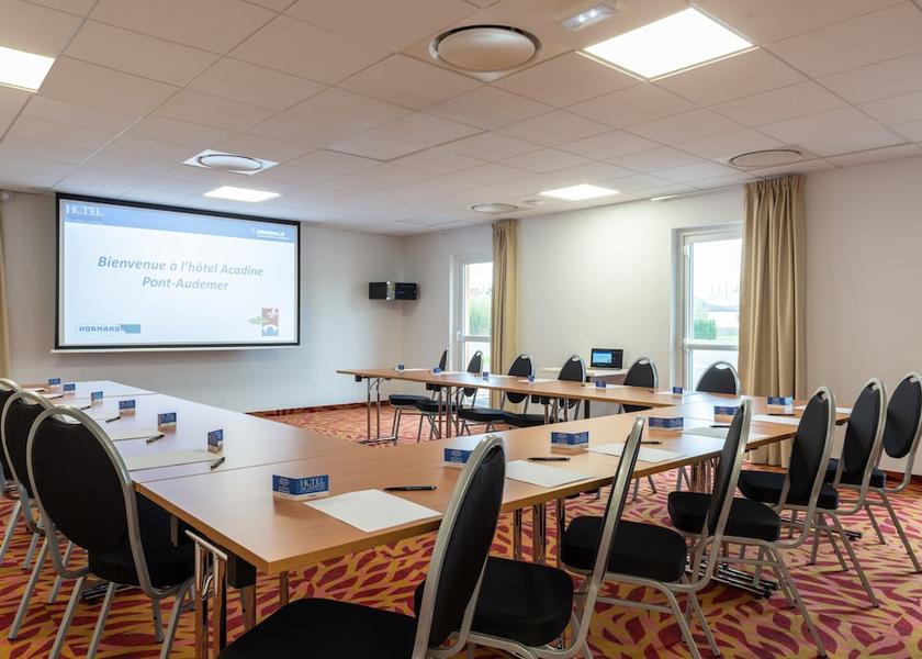 Normandy Pont-Audemer Meeting Room