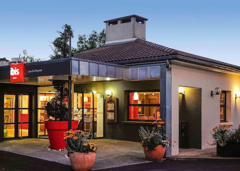 Auvergne-Rhone-Alpes Beynost Exterior Detail