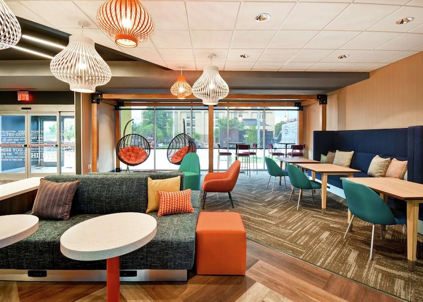 Kentucky Louisville Lobby
