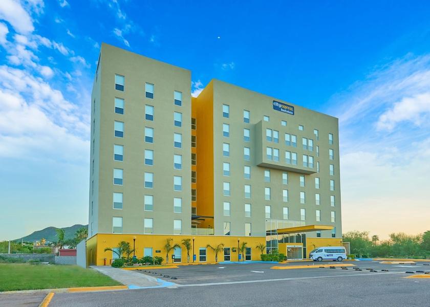 Sonora Guaymas Exterior Detail