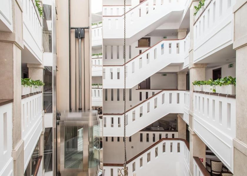  Nitra Property Grounds