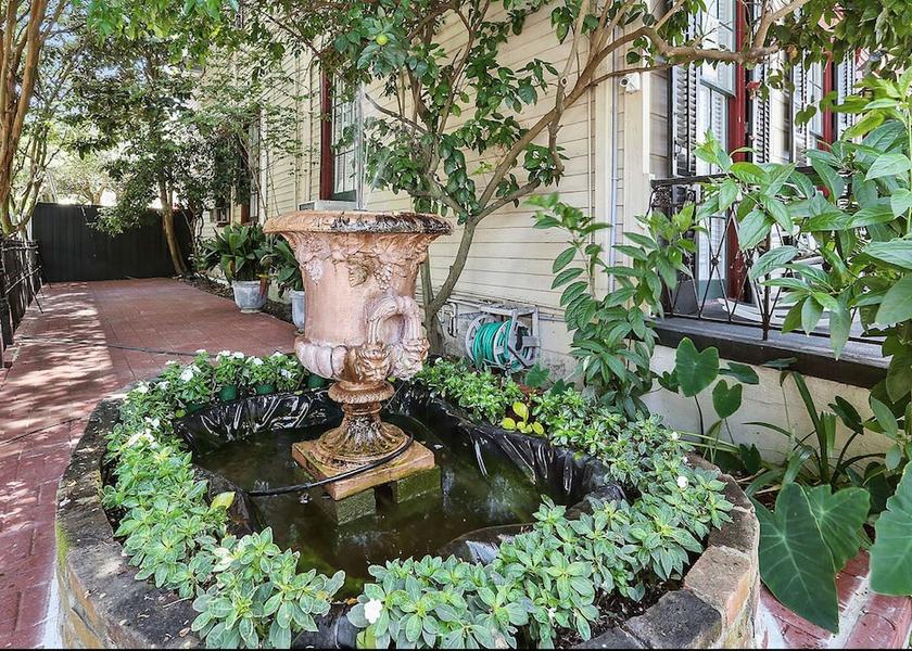 Louisiana New Orleans Garden