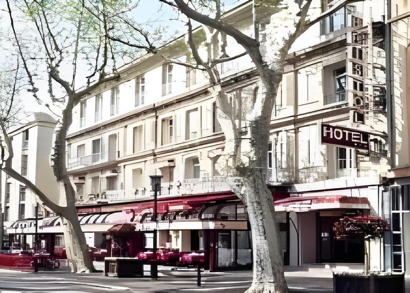 Provence-Alpes-Côte d'Azur Avignon Hotel Exterior