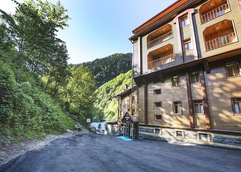 Rize Province Çamlıhemşin Property Grounds
