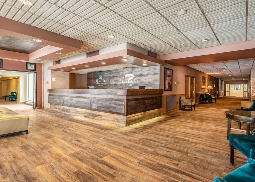 Minnesota Brainerd Lobby