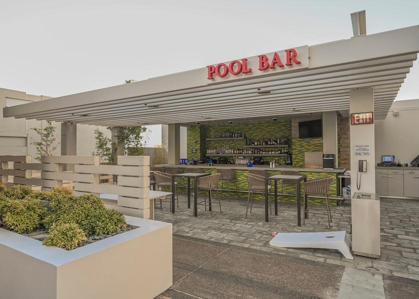 Nevada Las Vegas Pool Side Bar