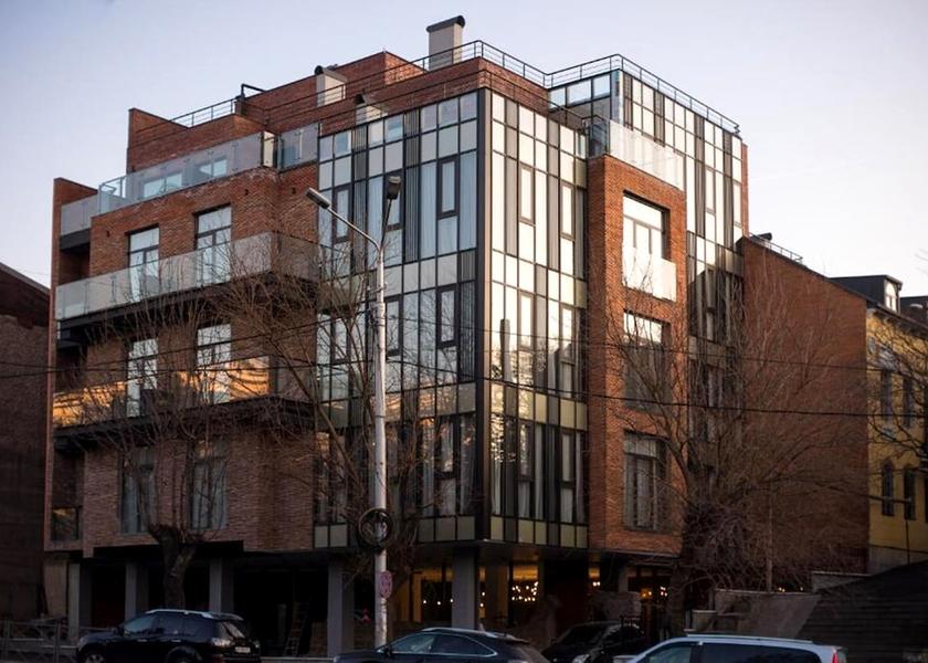  Tbilisi Exterior
