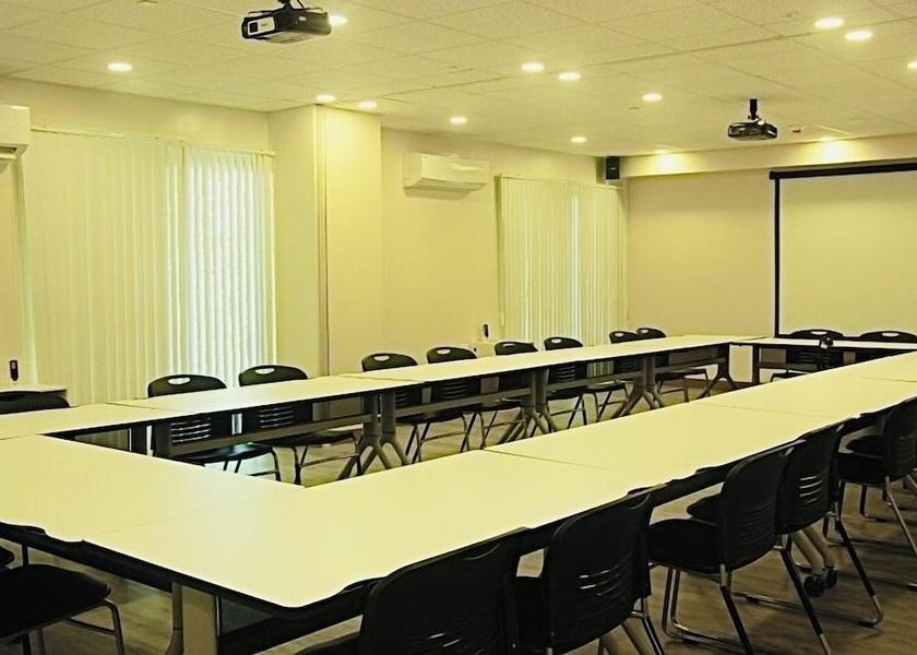 Koror Meeting Room