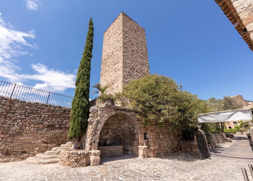 Provence - Alpes - Cote d'Azur Les Arcs-sur-Argens Exterior Detail