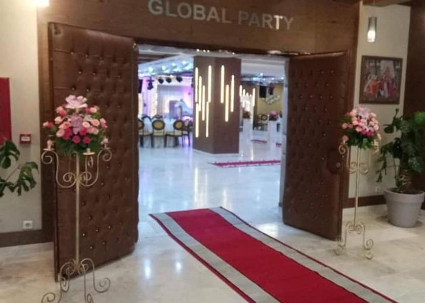  Oran Entrance